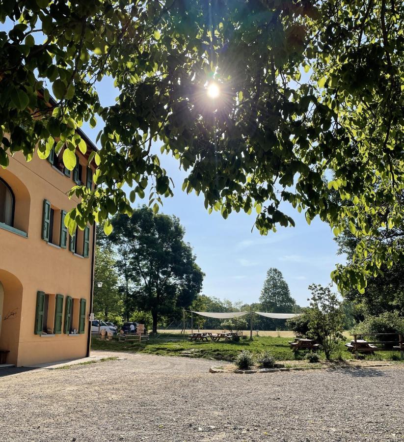 Вилла Cascina Bagaggera Rovagnate Экстерьер фото