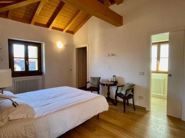 Вилла Cascina Bagaggera Rovagnate Экстерьер фото